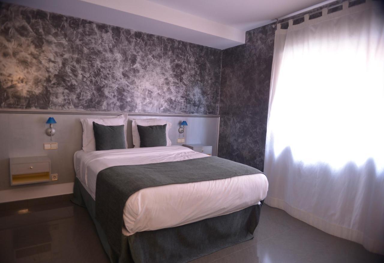 Hotel Velilla Велилья-де-Сан-Антонио Экстерьер фото