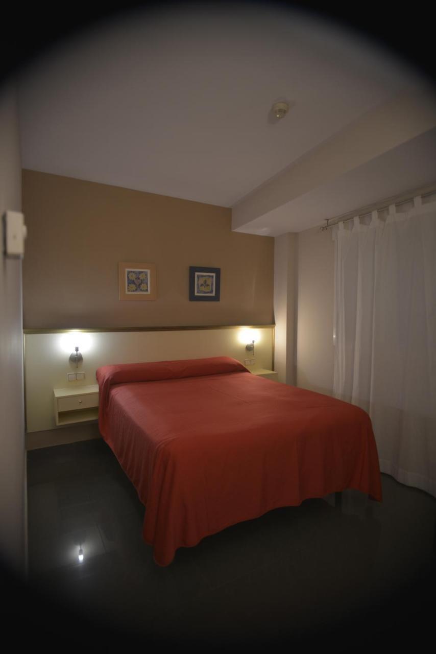Hotel Velilla Велилья-де-Сан-Антонио Экстерьер фото